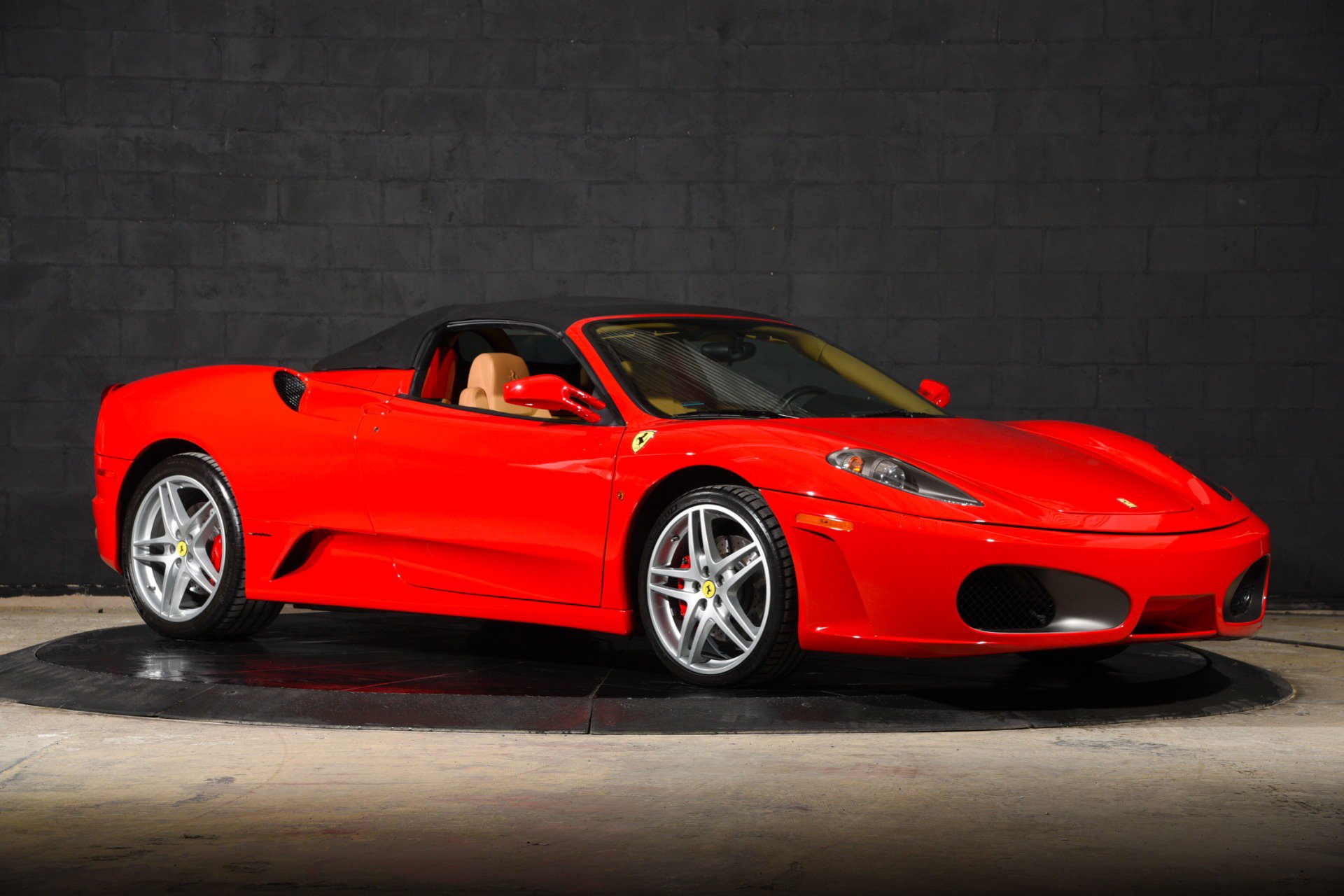 Used 2005 Ferrari F430 Spider RWD image 4