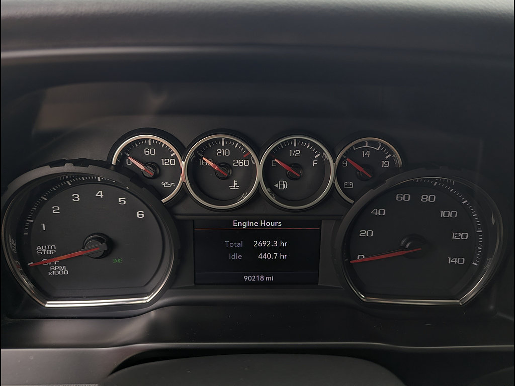 Used 2020 Chevrolet Silverado 1500 RST AWD/4WD image 2
