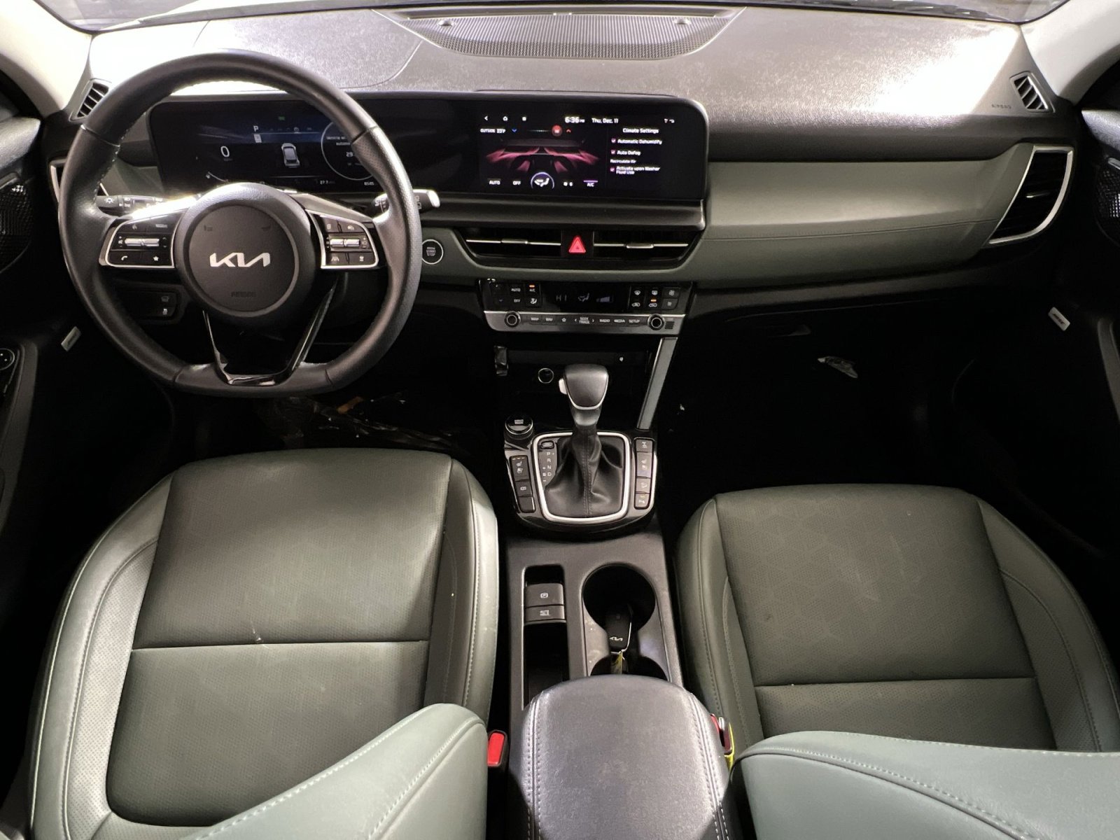 Used 2025 Kia Seltos SX w/ SX Sunroof Package image 21