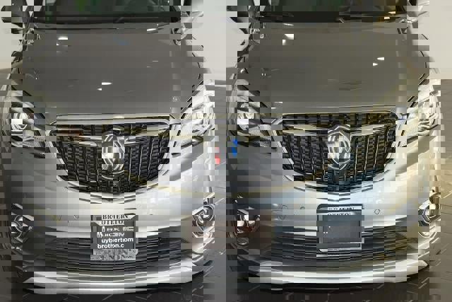 Used 2019 Buick Envision Premium w/ Driver Confidence Package image 9