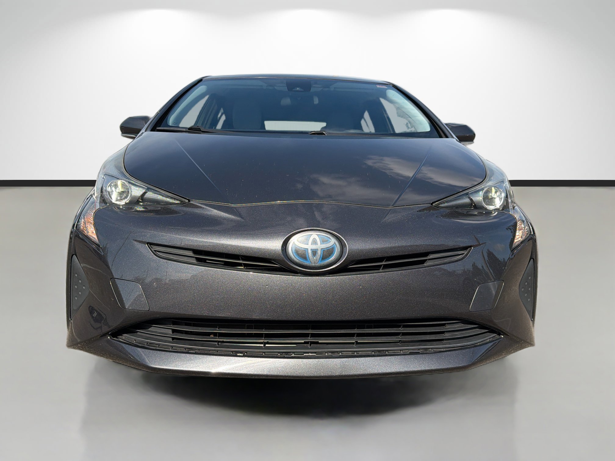 Used 2017 Toyota Prius Two image 8