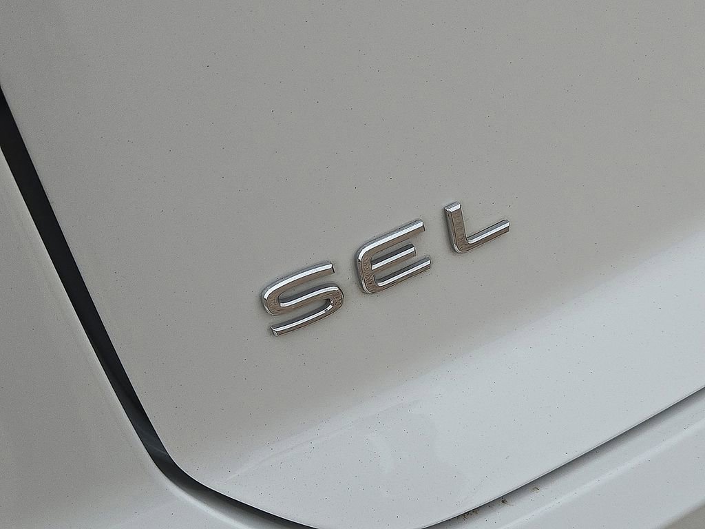 Used 2024 Volkswagen Atlas Cross Sport SEL Premium R-Line AWD/4WD image 11