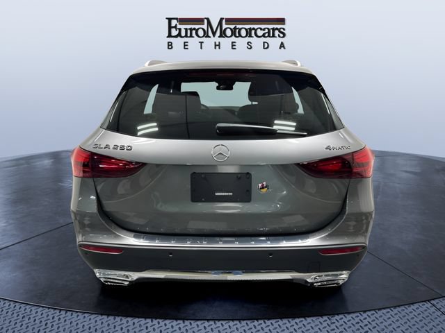 Used 2026 Mercedes-Benz GLA 250 4MATIC image 4