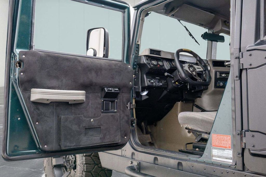 Used 1996 HUMMER H1 Hard Top image 19