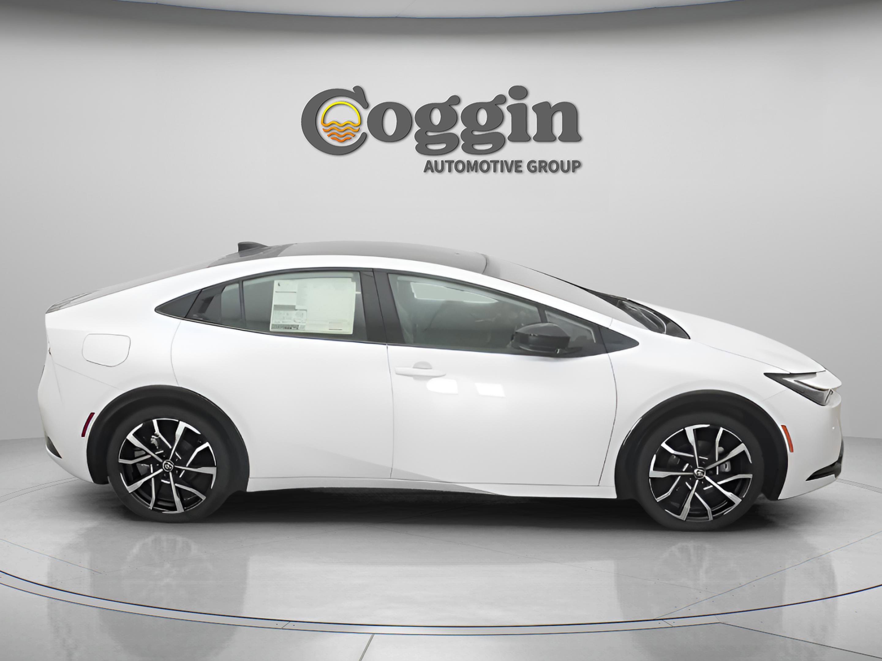 New 2026 Toyota Prius Plug-In Hybrid FWD image 23