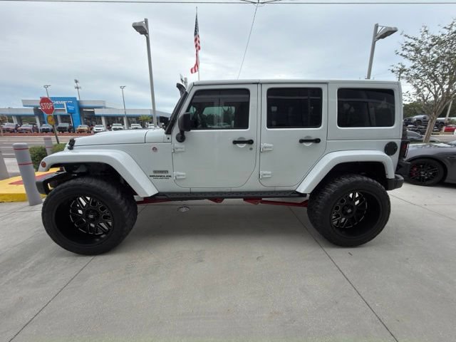 Used 2017 Jeep Wrangler Unlimited Rubicon AWD/4WD image 19