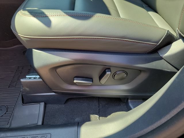 New 2026 Ford Explorer Active w/ Active Comfort Package AWD/4WD image 19