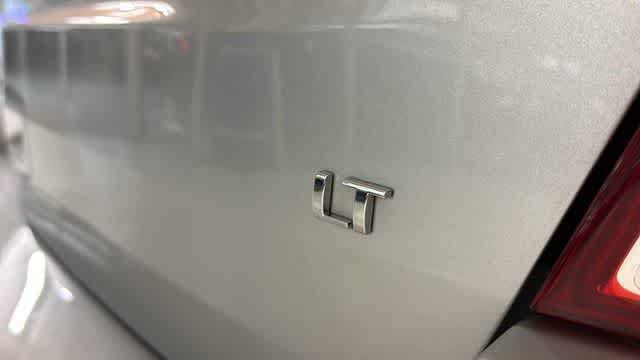Used 2018 Chevrolet Trax LT w/ LT Convenience Package AWD/4WD image 9