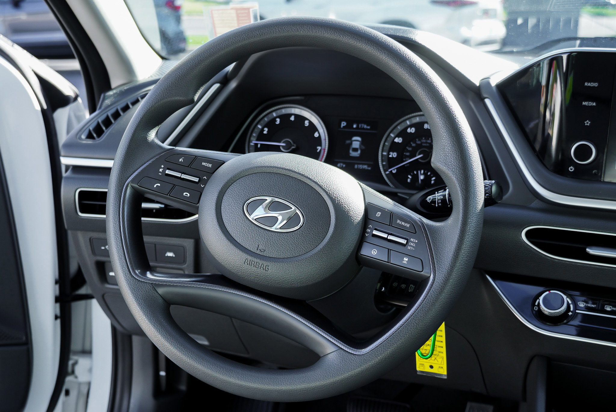 Used 2022 Hyundai Sonata SE image 30