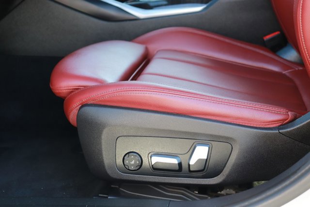 Used 2023 BMW 330e w/ M Sport Package image 9