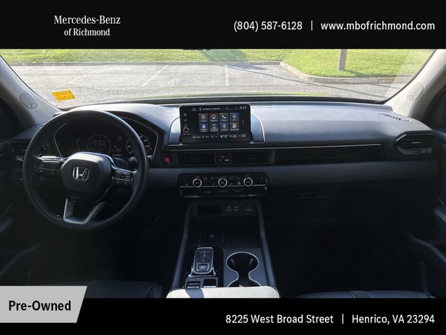 Used 2025 Honda Pilot Touring image 17