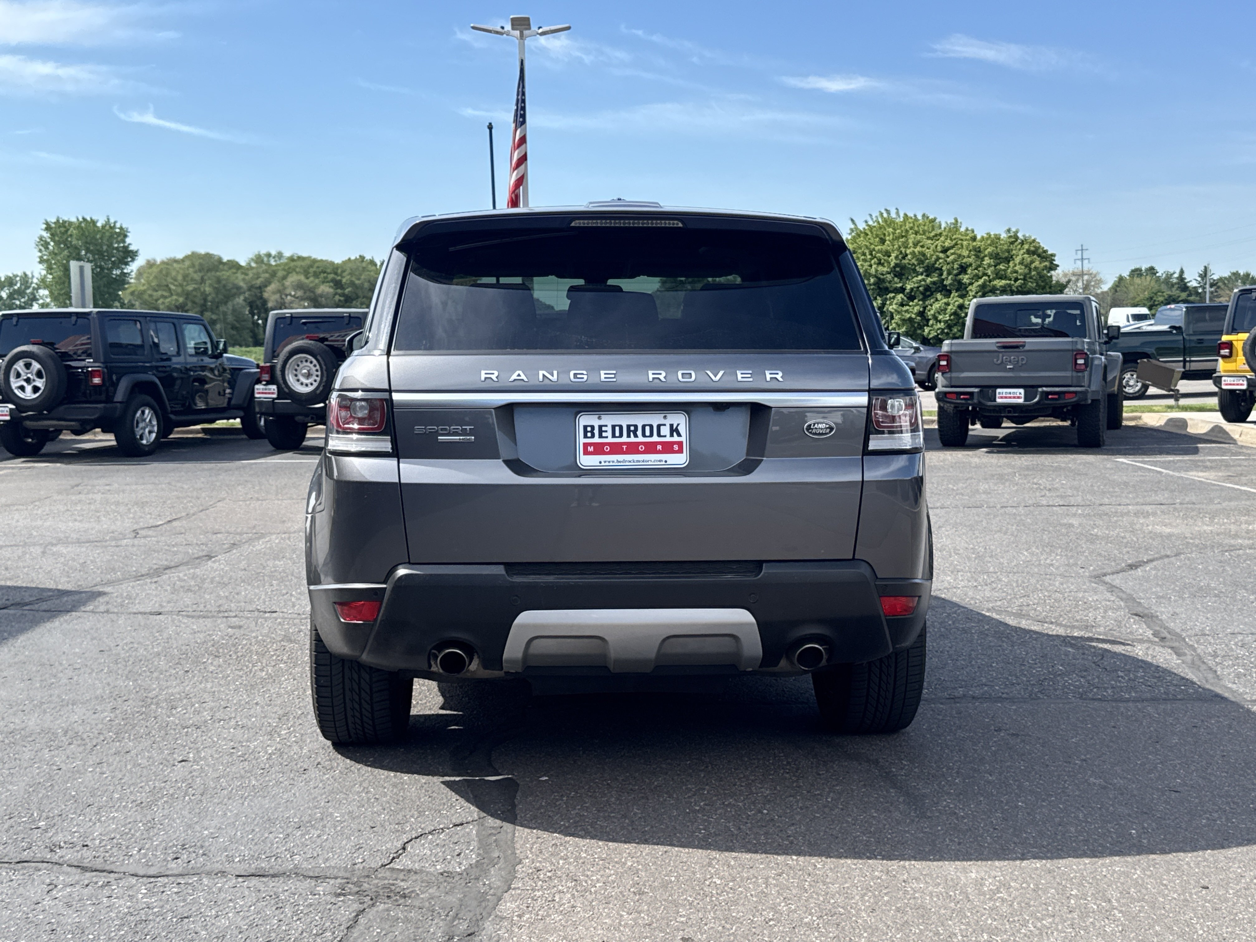 Used 2015 Land Rover Range Rover Sport HSE AWD/4WD image 6