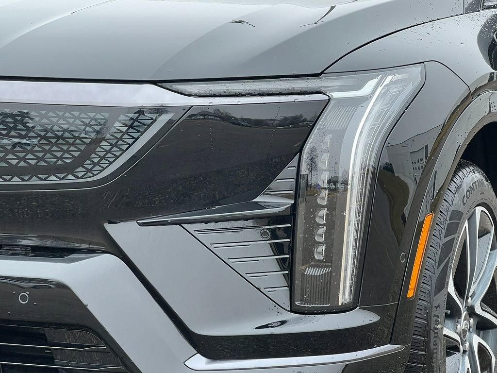 New 2026 Cadillac Optiq Sport 1 image 36