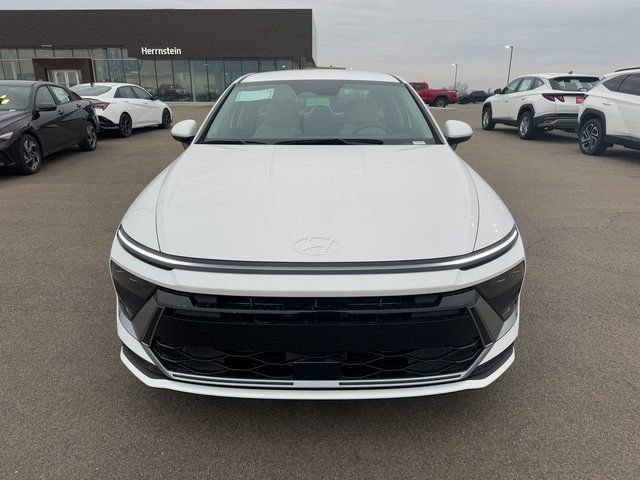 New 2025 Hyundai Sonata SE image 2
