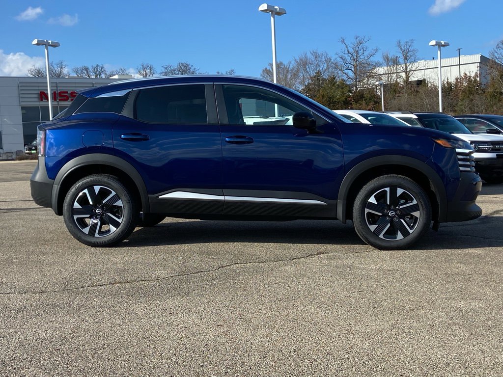 New 2026 Nissan Kicks SV w/ SV Premium Package image 3