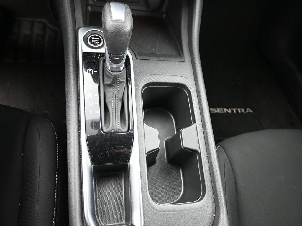 Used 2025 Nissan Sentra SV FWD image 28