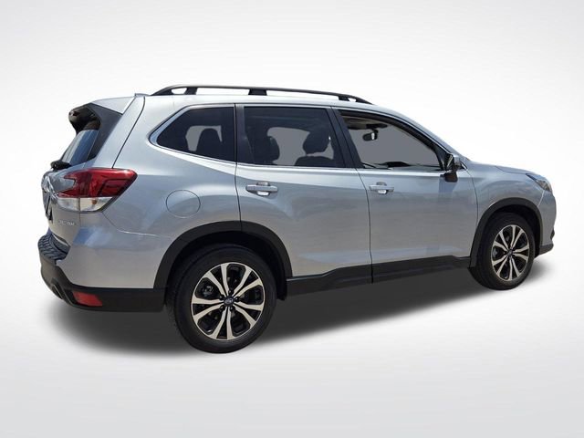 Used 2023 Subaru Forester Limited w/ Popular Package #2 AWD/4WD image 9