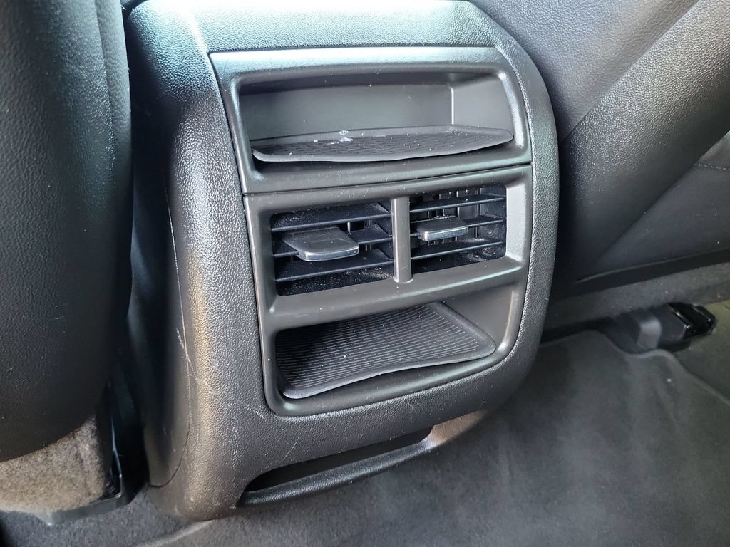 Certified 2023 Cadillac XT5 Luxury FWD image 19