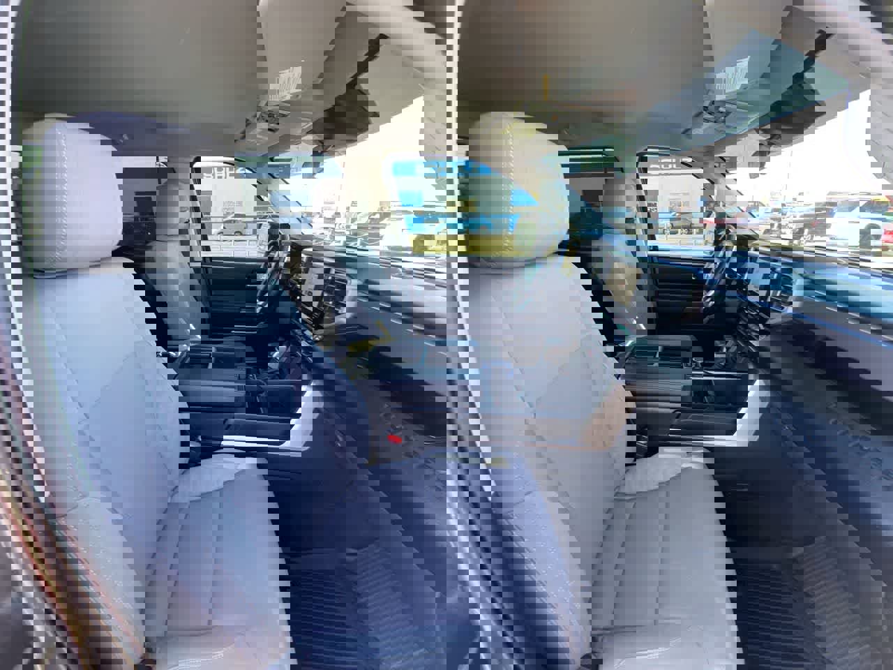 Used 2023 Toyota Tundra SR5 w/ SR5 Convenience Package image 23