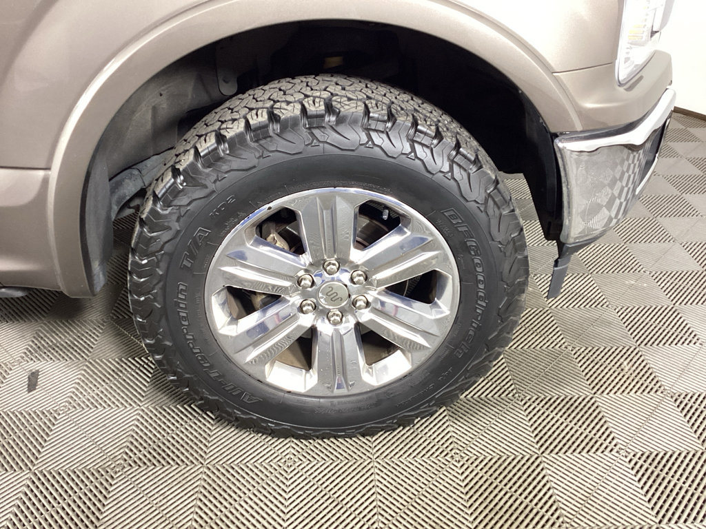 Used 2018 Ford F150 King Ranch w/ Equipment Group 601A Luxury AWD/4WD image 7