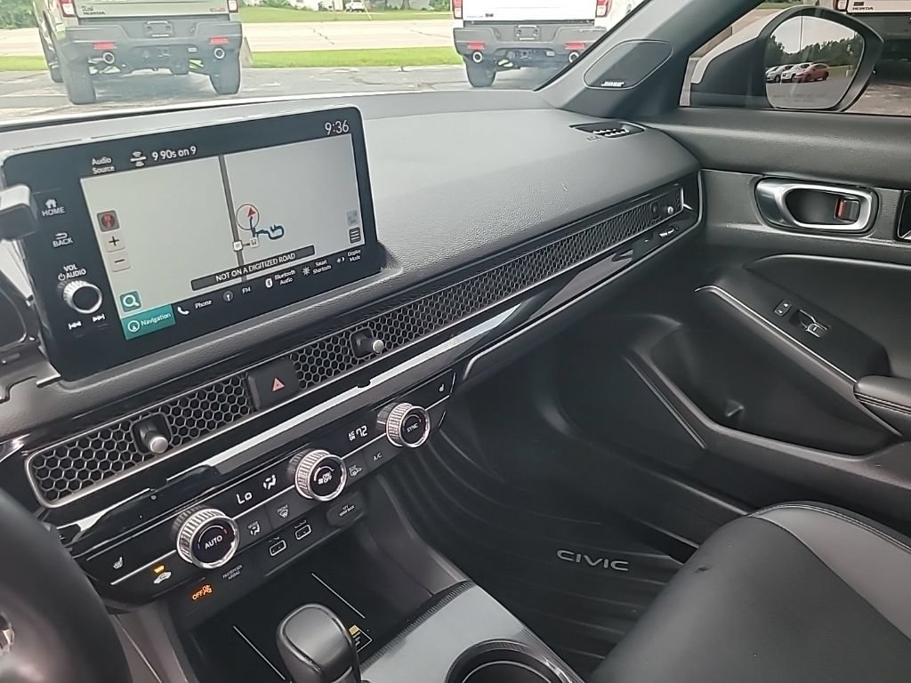 Used 2022 Honda Civic Sport Touring image 9