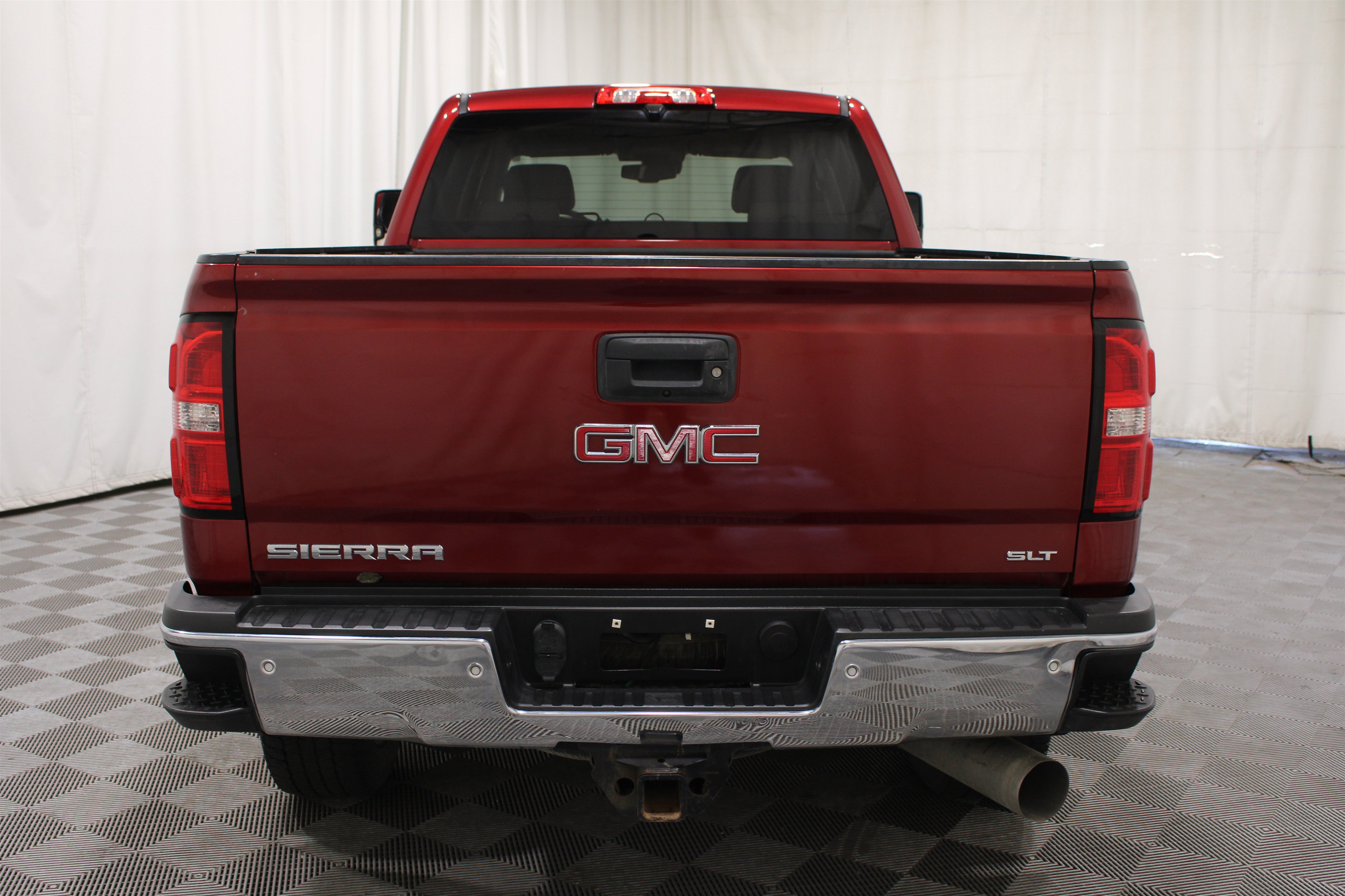 Used 2018 GMC Sierra 2500 SLT w/ Duramax Plus Package AWD/4WD image 30