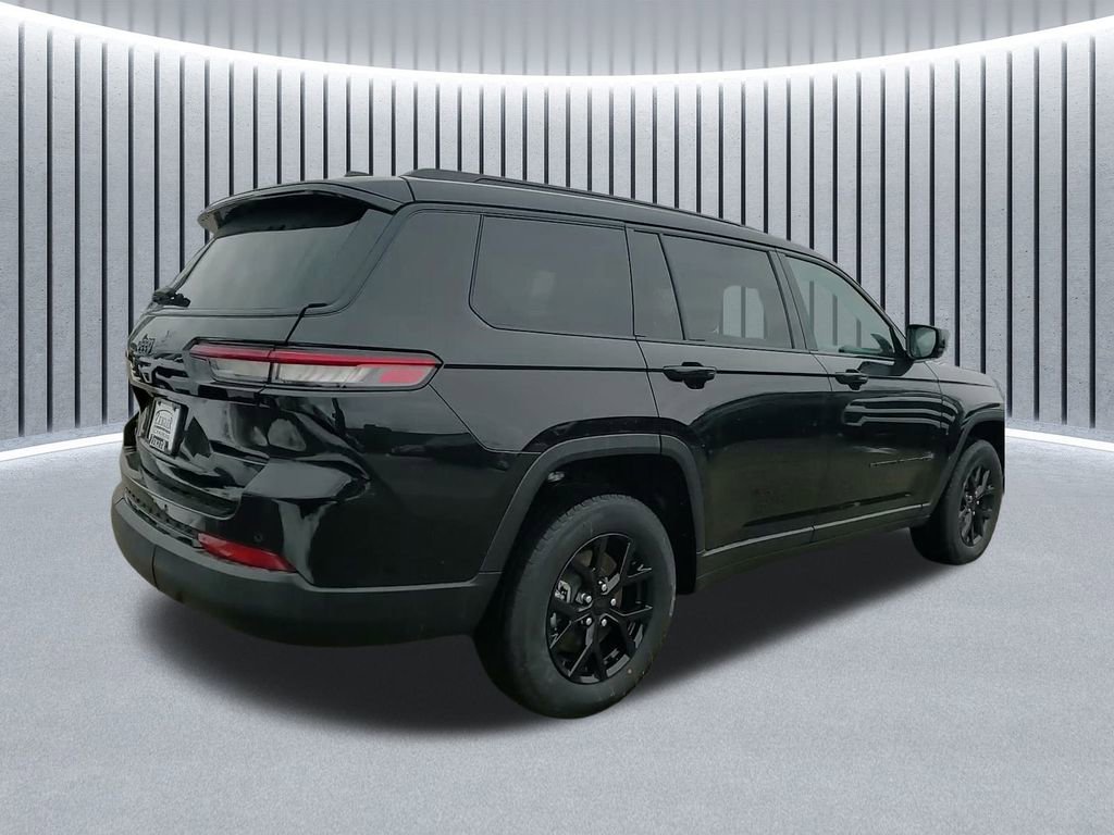 New 2025 Jeep Grand Cherokee L Altitude image 9