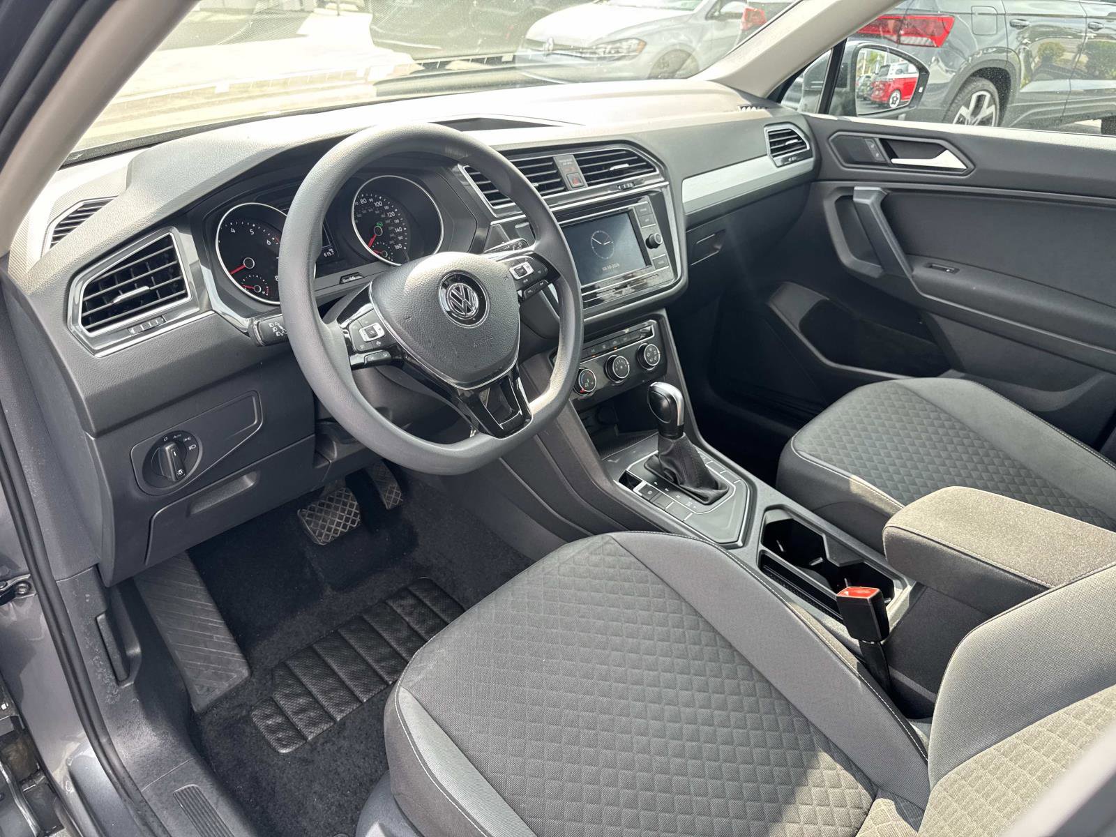 Used 2021 Volkswagen Tiguan S image 16