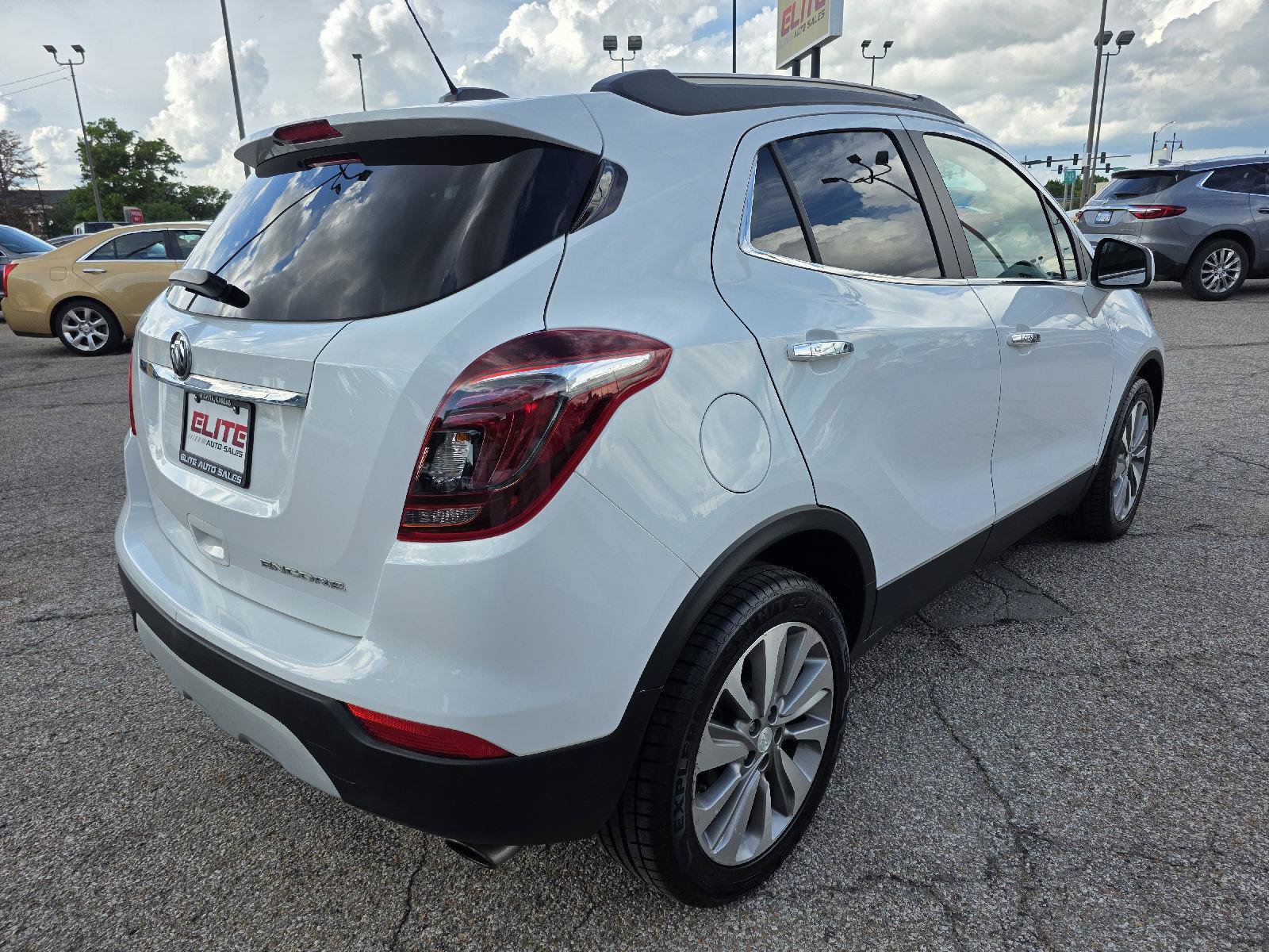 Used 2020 Buick Encore Preferred FWD image 5