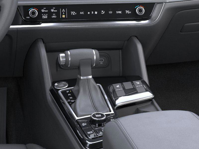Certified 2025 Kia Sportage EX FWD image 24