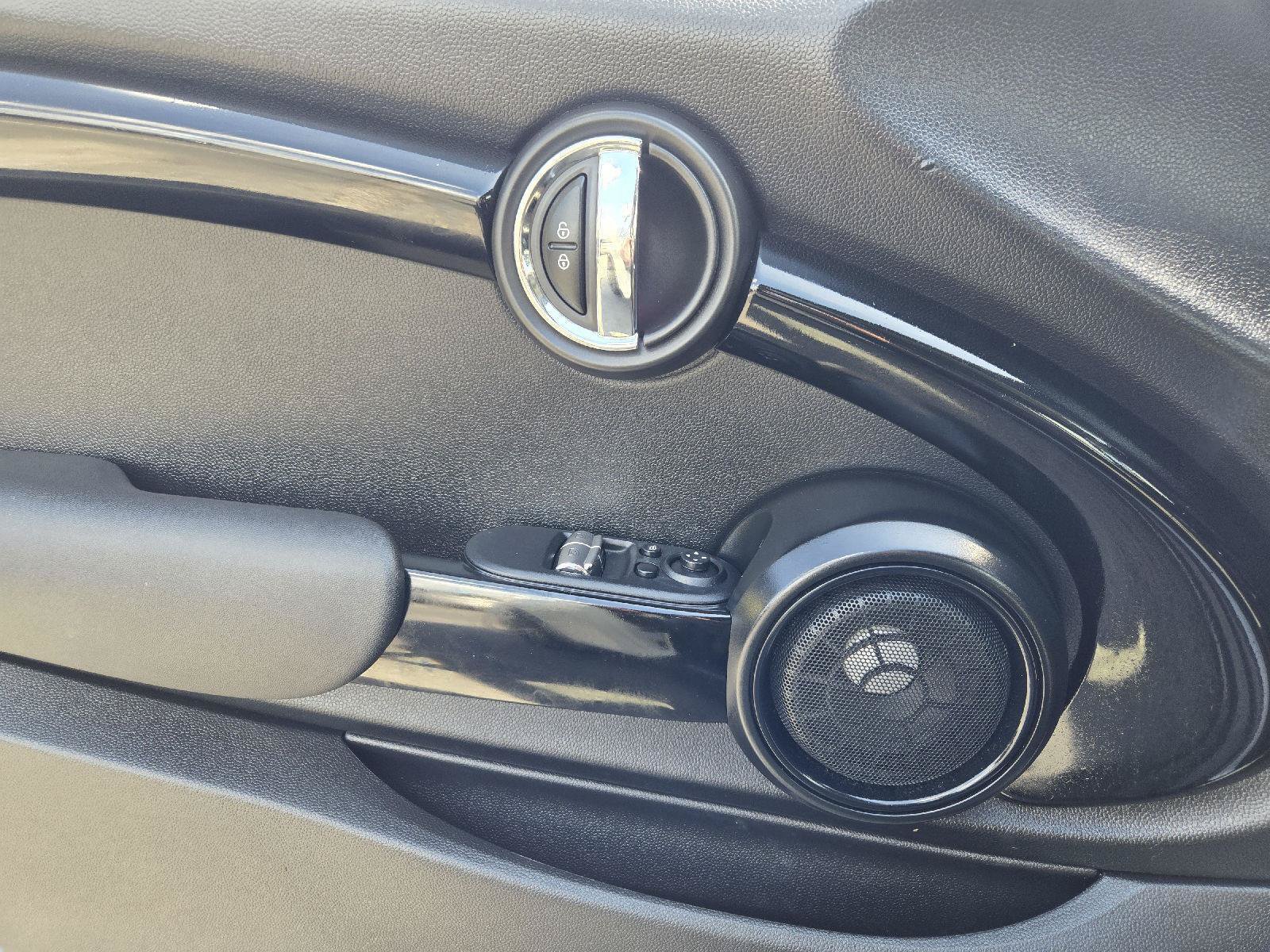 Used 2019 MINI Cooper S FWD image 19
