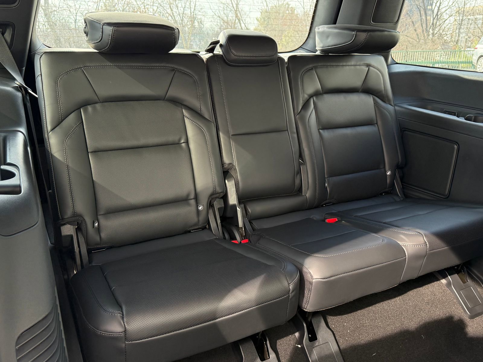 New 2026 Lincoln Navigator Reserve w/ Jet Appearance Package image 14