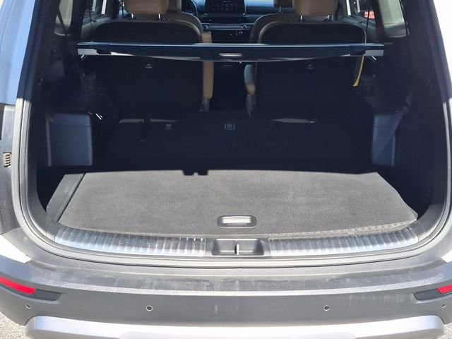 Used 2022 Kia Telluride SX w/ Towing Package image 8