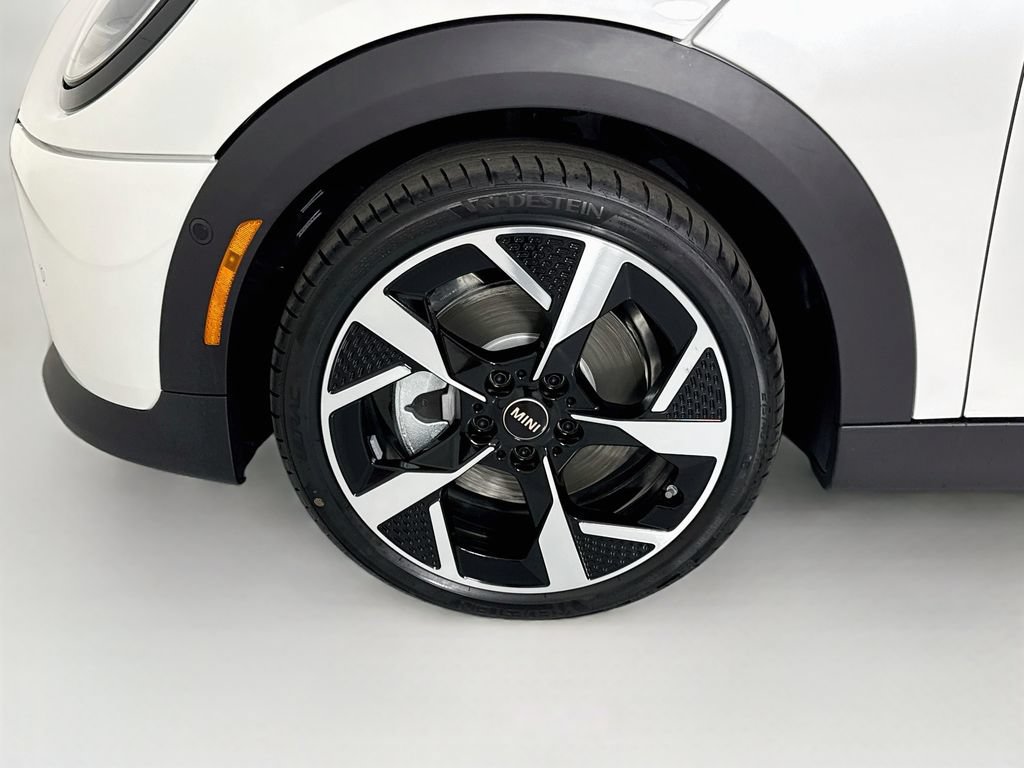 New 2027 MINI Cooper 4-Door Hardtop FWD image 31
