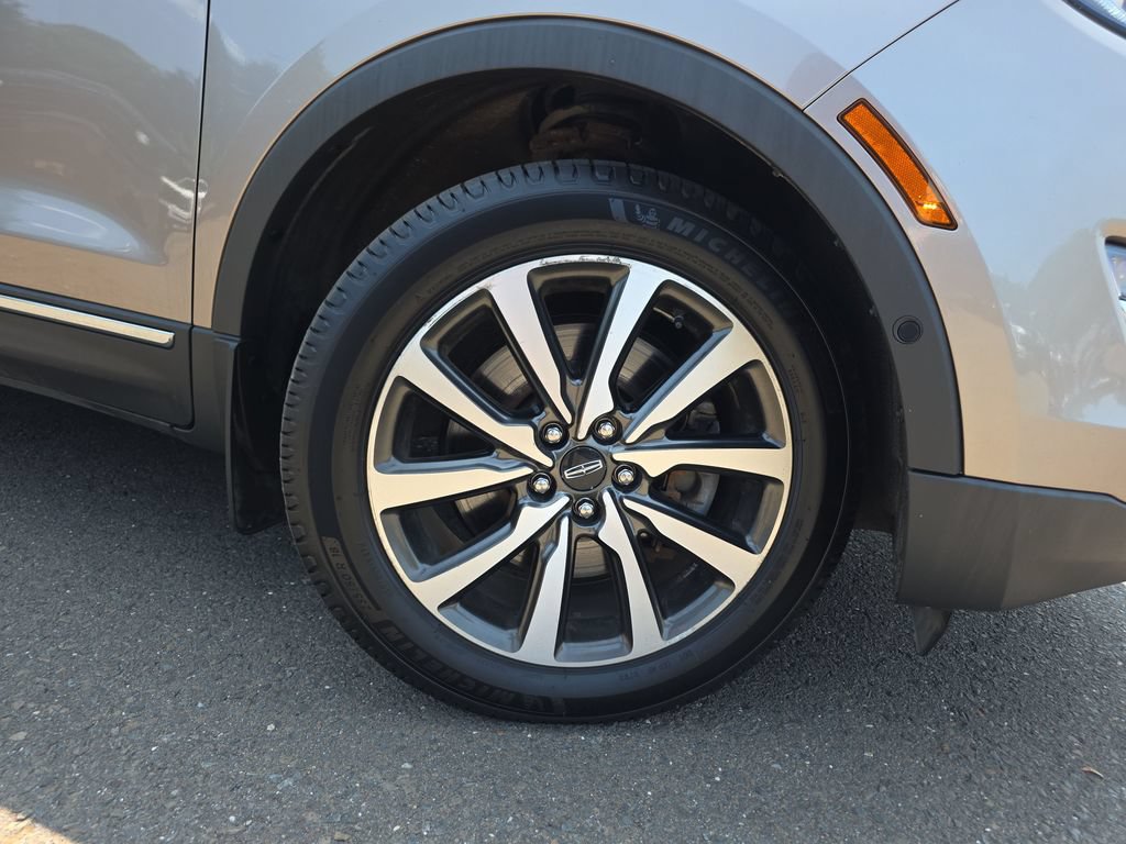 Used 2019 Lincoln MKC Reserve AWD/4WD image 10