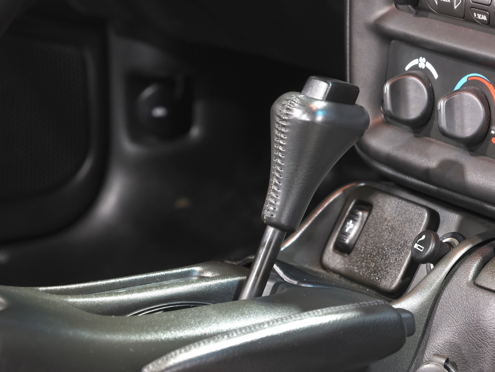 Used 2002 Chevrolet Camaro Z28 w/ SS Performance/Appearance Pkg RWD image 63