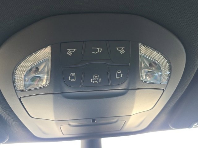 New 2026 Chrysler Pacifica Select image 21