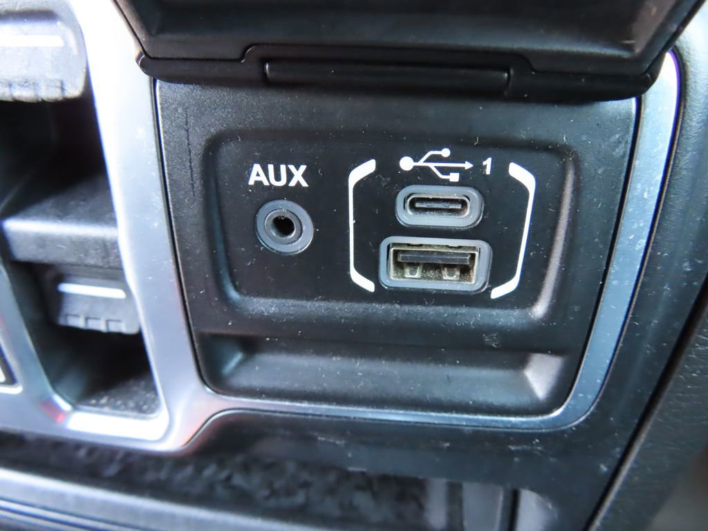 Used 2020 Jeep Gladiator Sport w/ Quick Order Package 24S image 8