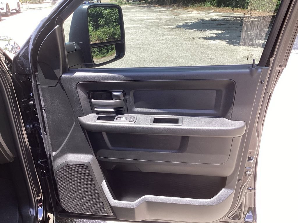 Used 2024 RAM 3500 Tradesman AWD/4WD image 34
