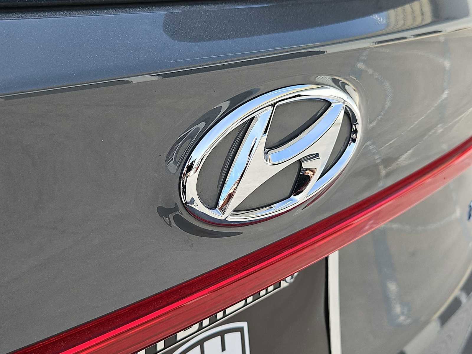 Certified 2023 Hyundai Santa Fe Calligraphy image 11