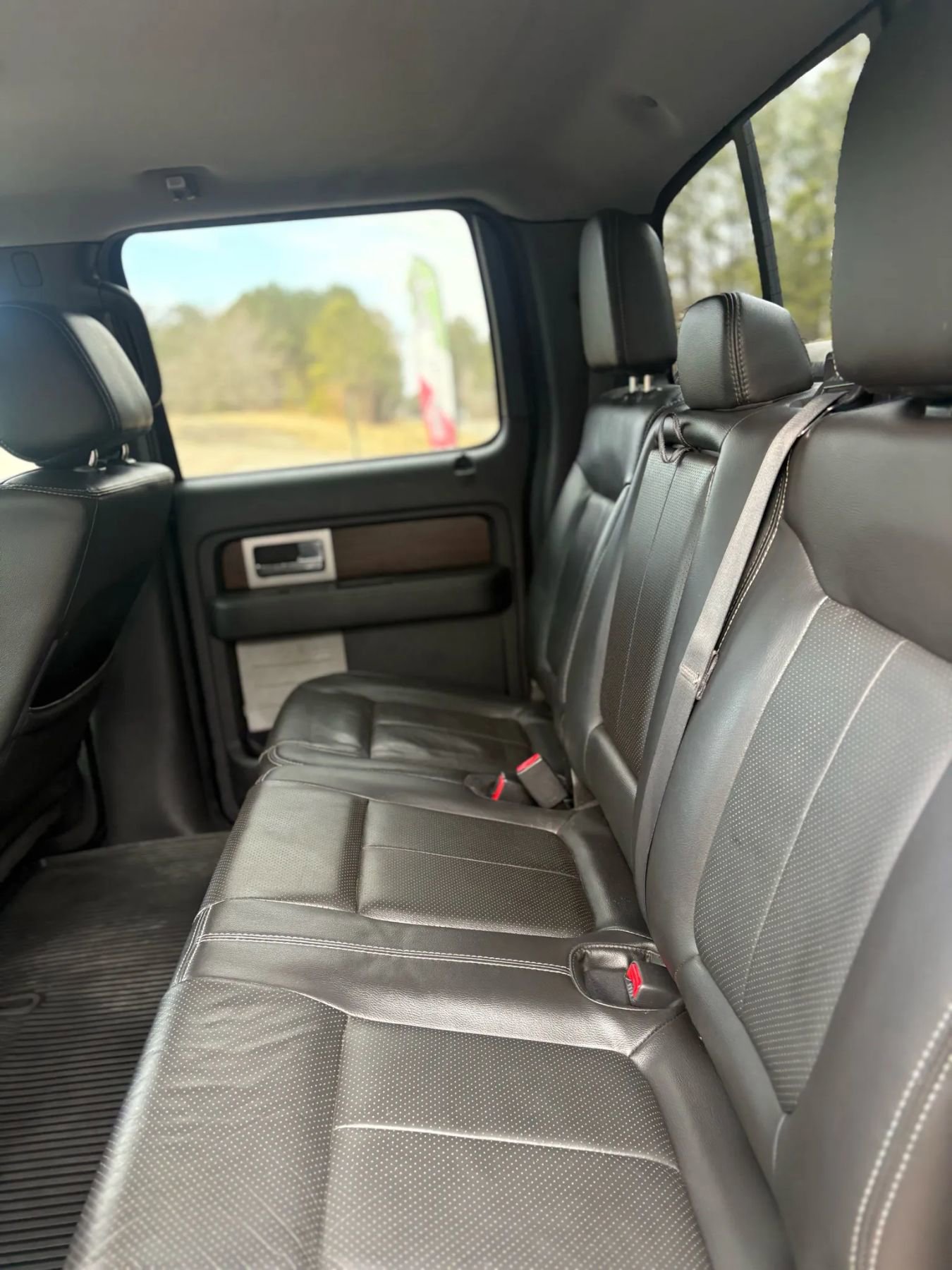 Used 2014 Ford F150 Lariat w/ Equipment Group 502A Luxury image 34