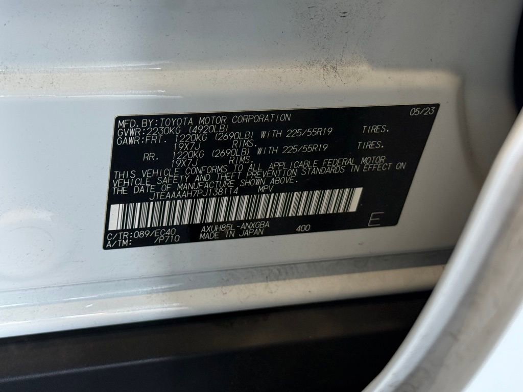 Certified 2023 Toyota Venza XLE image 38