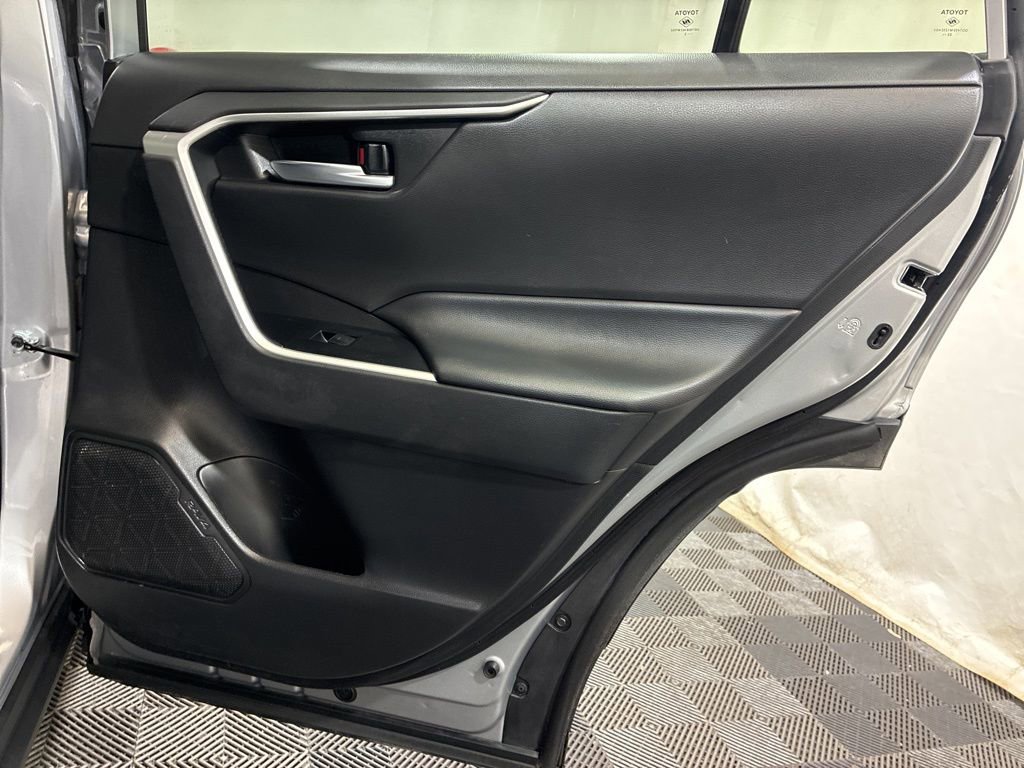 Used 2023 Toyota RAV4 XLE AWD/4WD image 14