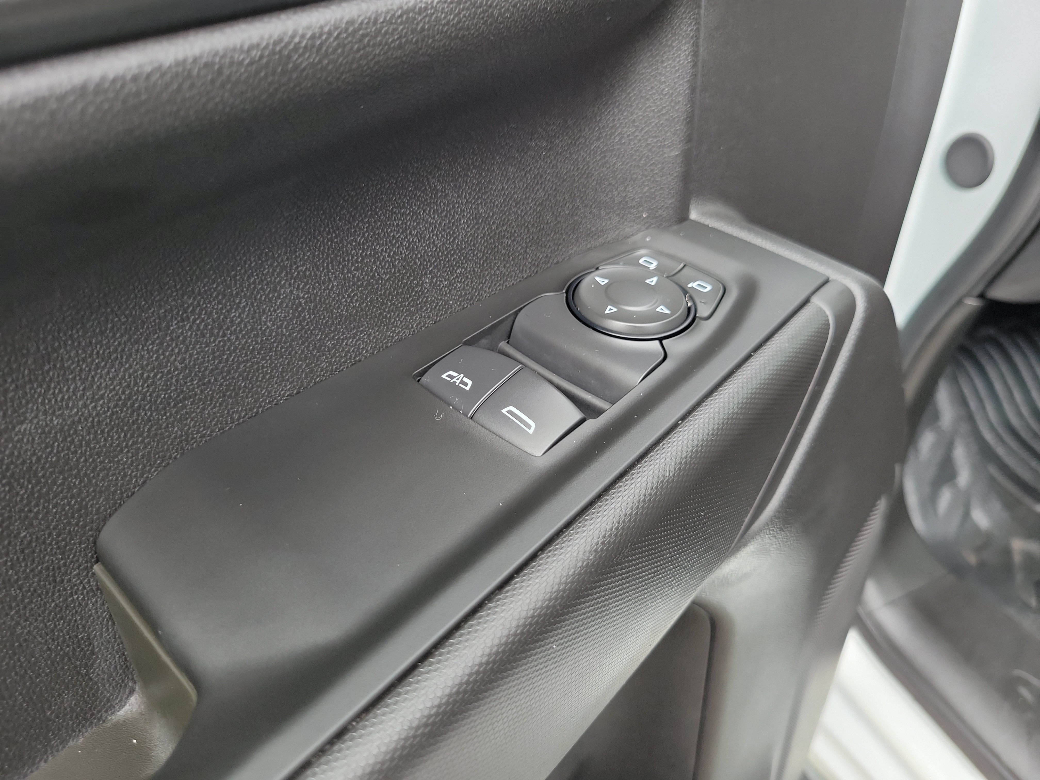 Used 2025 Chevrolet Silverado 1500 W/T RWD image 19