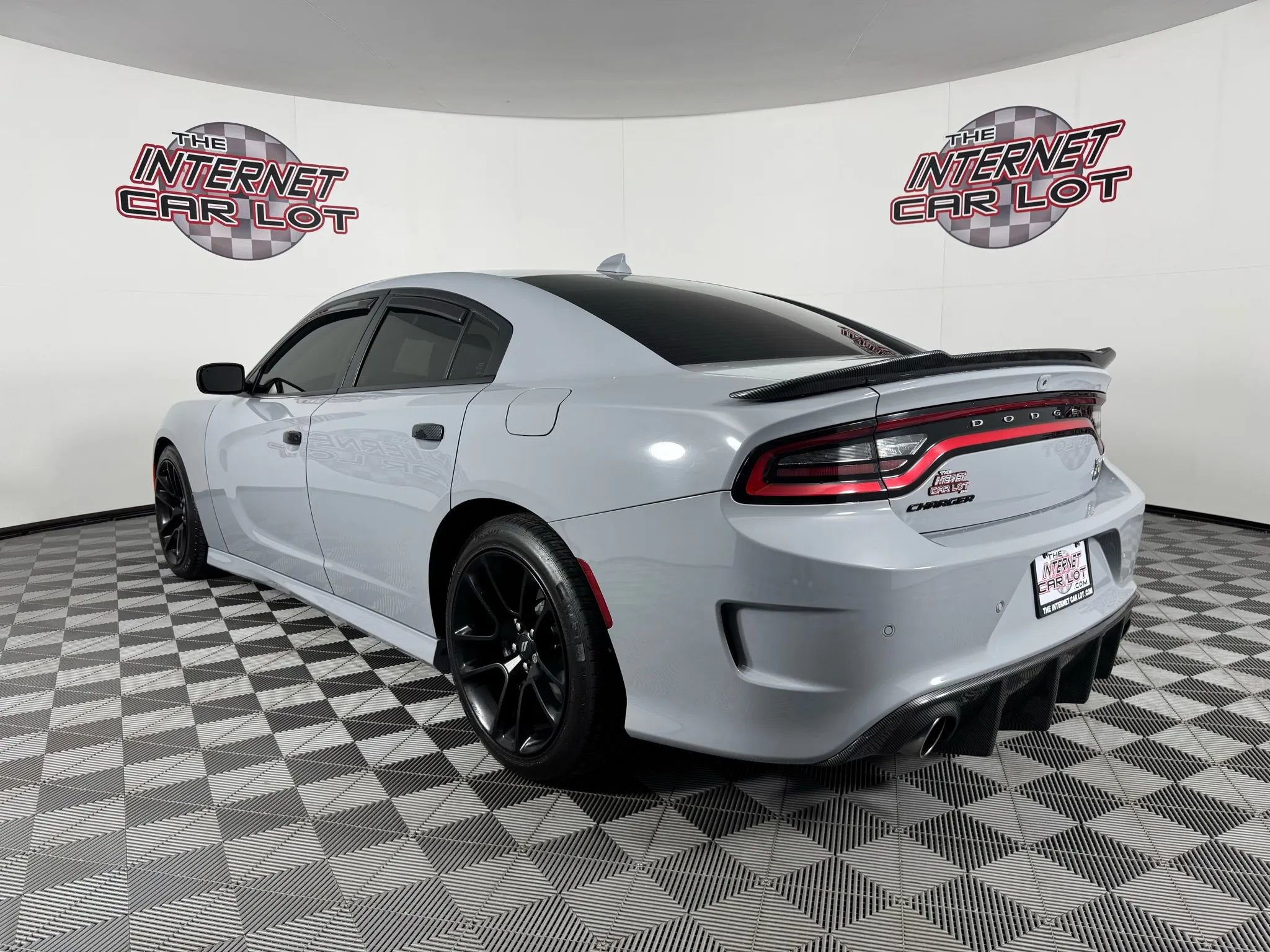 Used 2022 Dodge Charger Scat Pack w/ Navigation & Travel Group image 5
