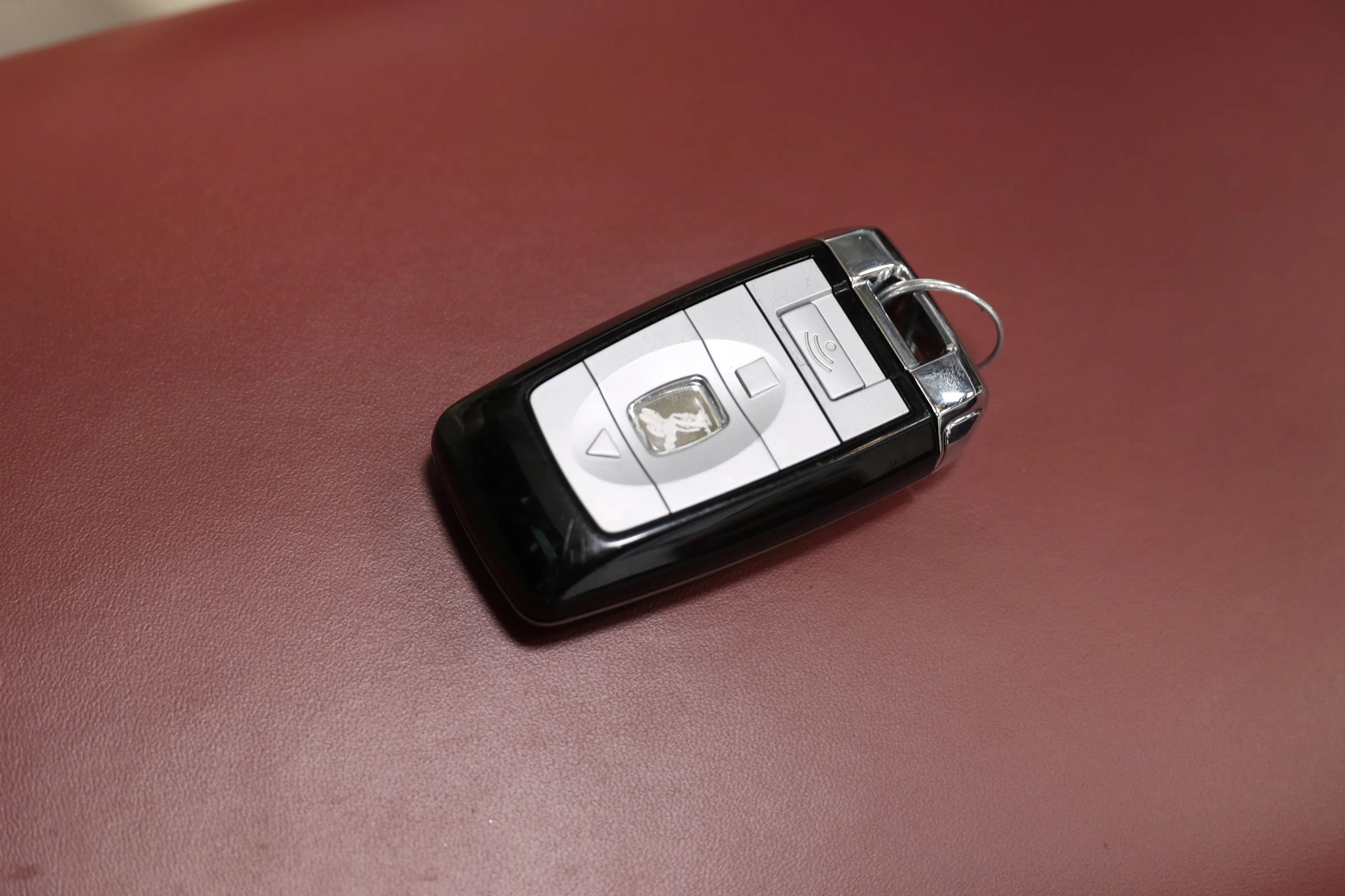 Used 2013 Rolls-Royce Ghost RWD image 5