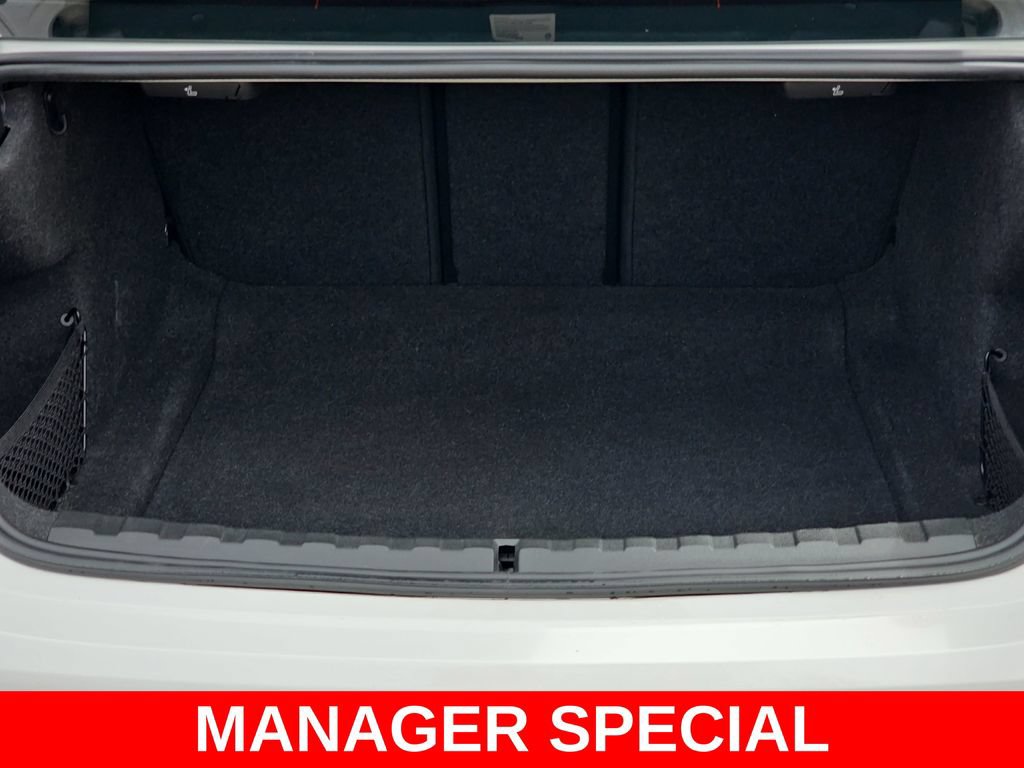 Used 2021 BMW 330i Sedan w/ Driving Assistance Package RWD image 12