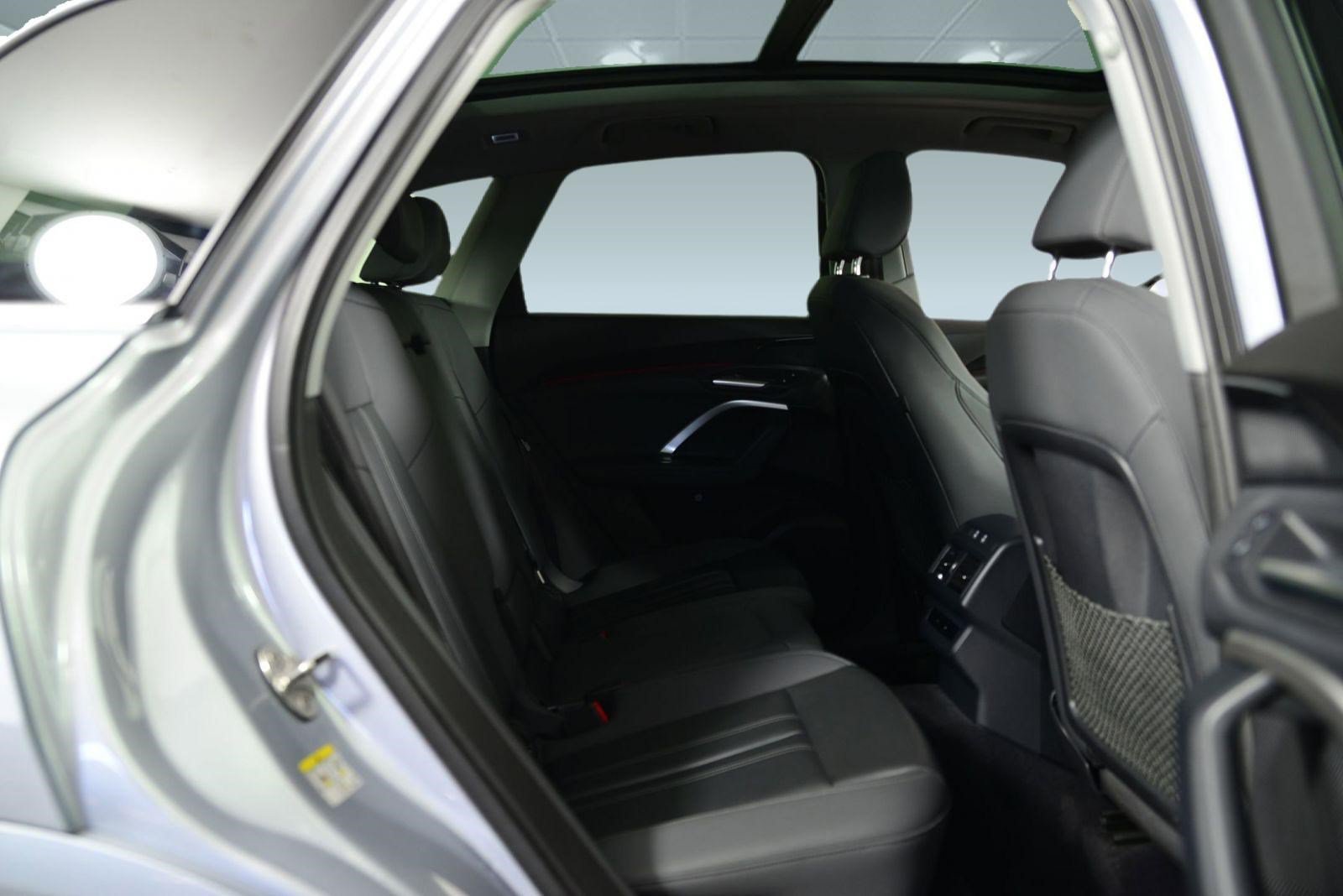 Used 2025 Audi Q5 Premium w/ Convenience Package AWD/4WD image 20