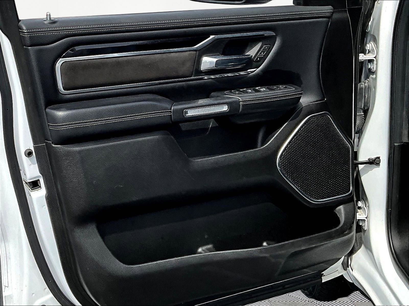 Used 2022 RAM 1500 Laramie w/ Sport Appearance Package AWD/4WD image 21