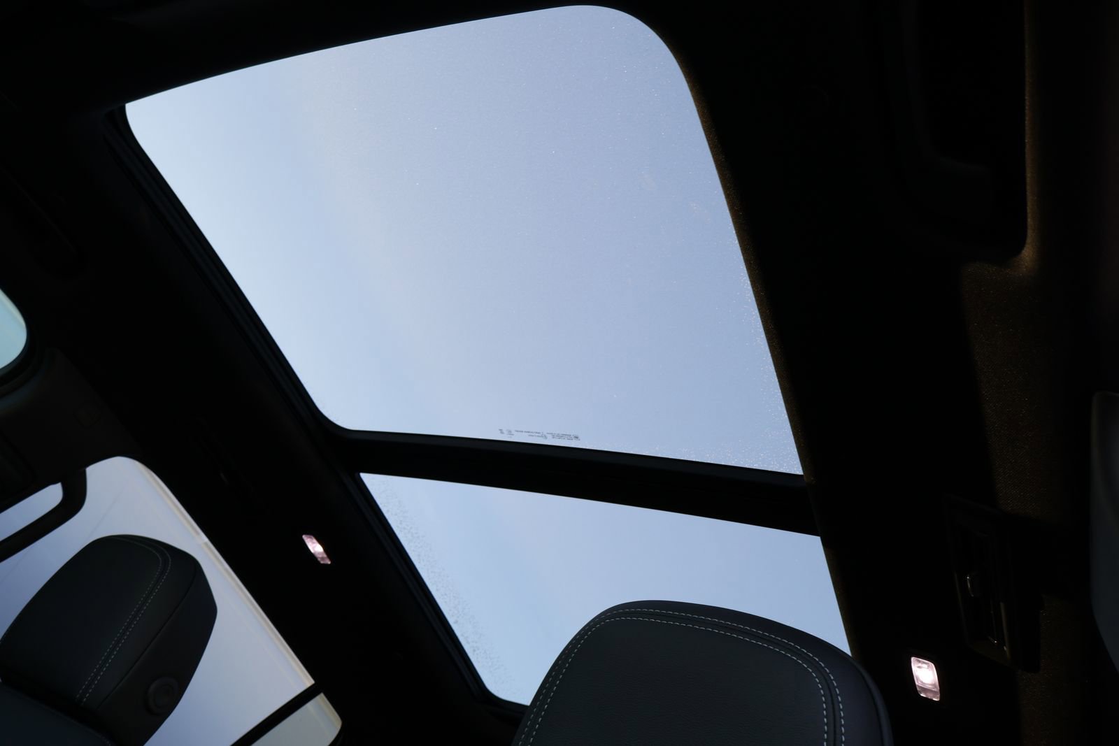 New 2026 Chevrolet Traverse LT w/ Sun and Wheel Package image 12